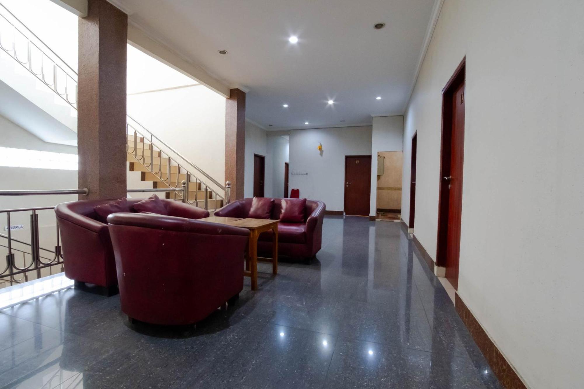 Nusa Indah Syariah Hotel Bandara By Abdihome Tangerang Kültér fotó