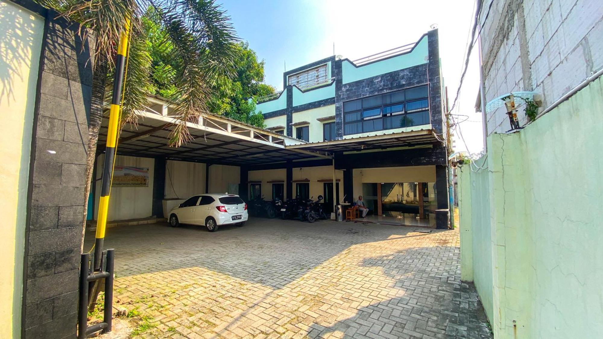 Nusa Indah Syariah Hotel Bandara By Abdihome Tangerang Kültér fotó